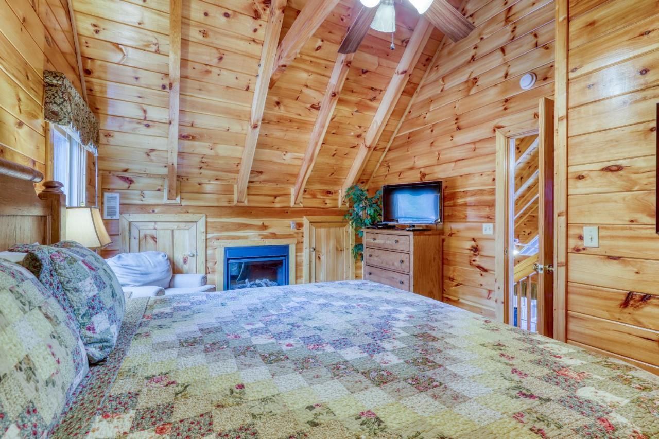 Above All Pigeon Forge Extérieur photo